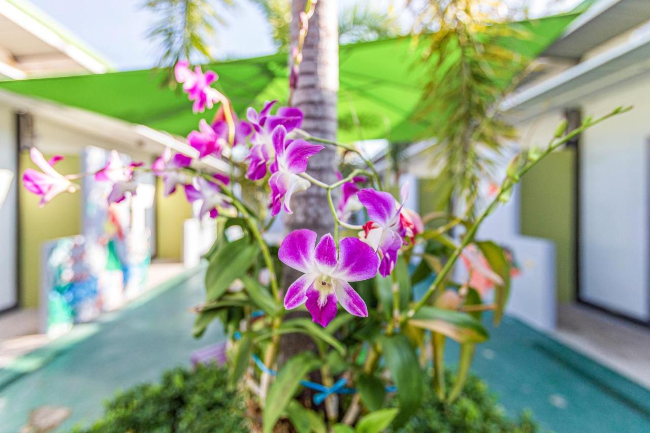 OYO 450 Rawai Studios Resort Exterior foto